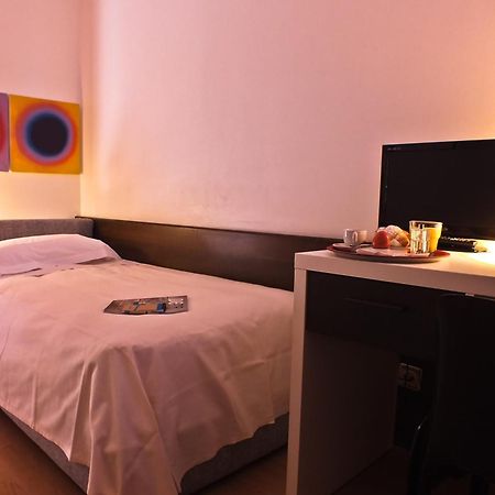 Hotel Garni Centro Chiasso Eksteriør bilde